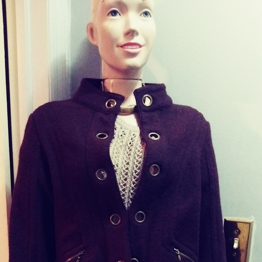 Adorable brown wool jacket